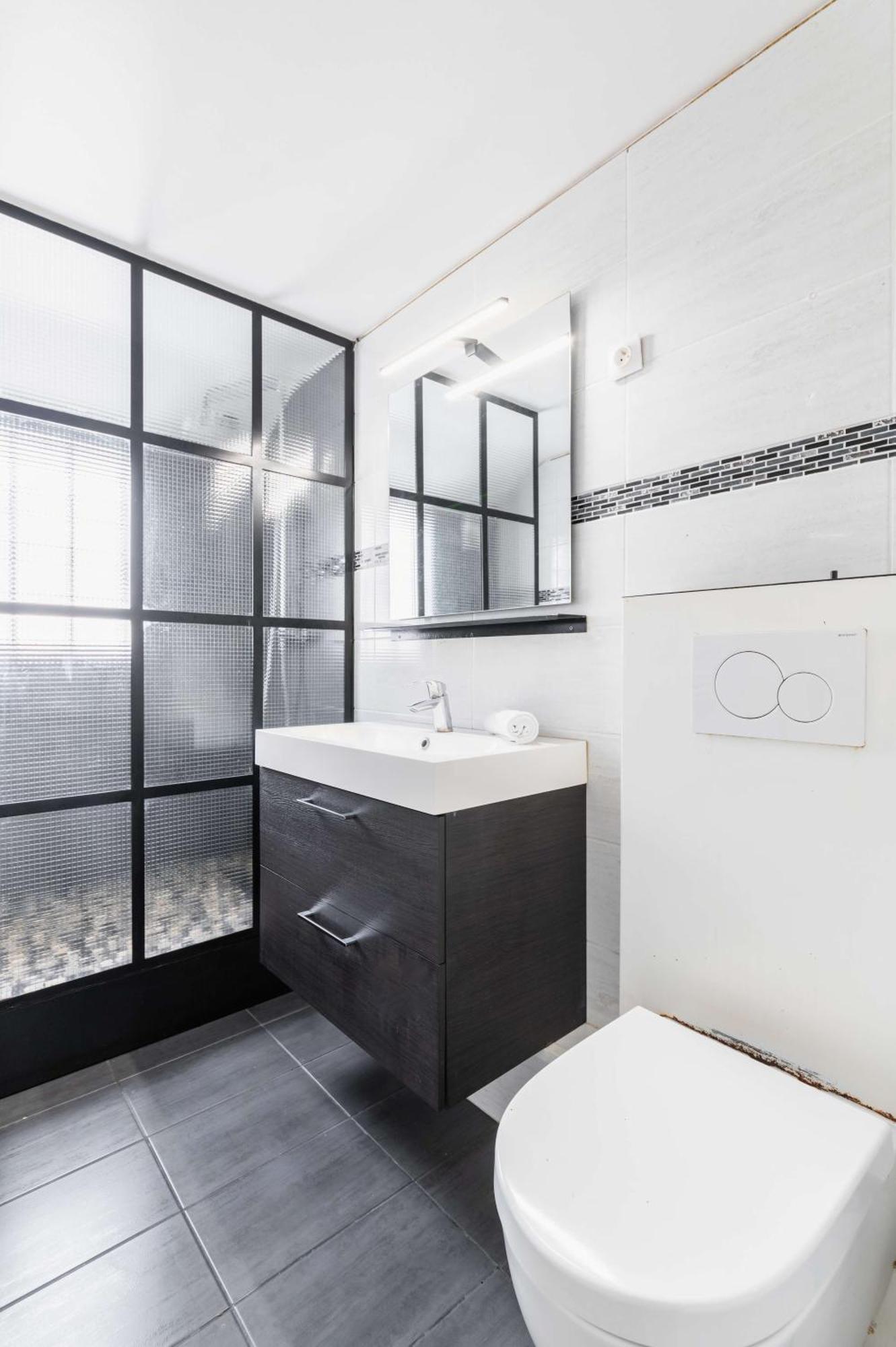 Villa Paris Pour 8 Personnes - Flat-guest Romainville