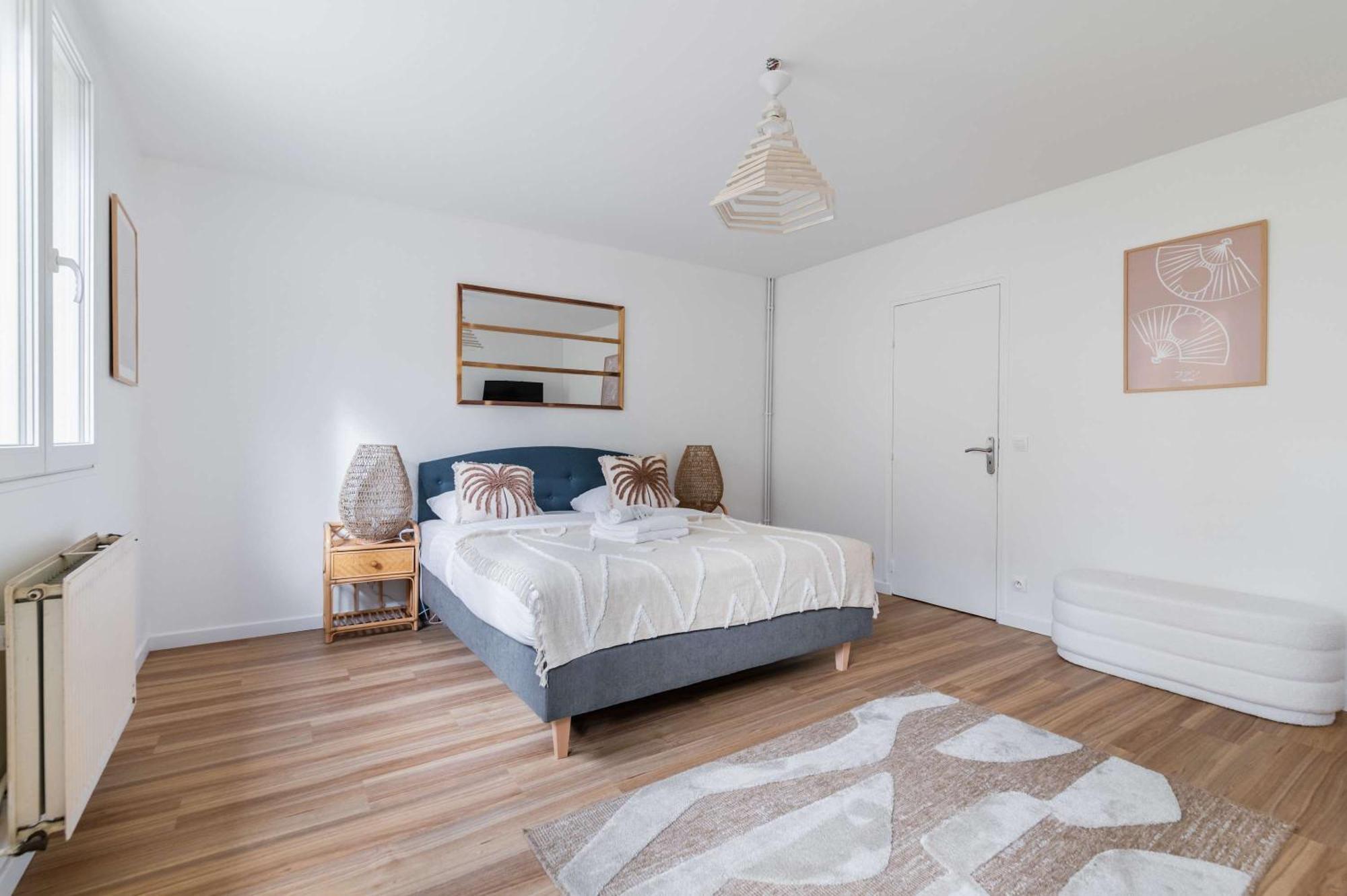 Villa Paris Pour 8 Personnes - Flat-guest Romainville